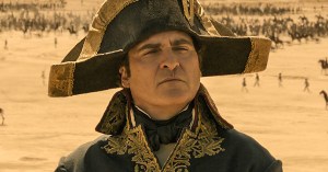 <em>Napoleon</em> First Reviews: Surprisingly Funny, with a Scene-Stealing Vanessa Kirby