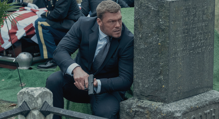 Alan Ritchson in Reacher: Season 2 (2023)