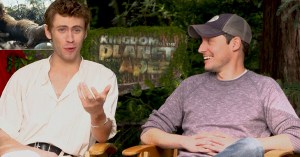 Owen Teague and Wes Ball Break Down a Scene From <em>Kingdom of the Planet of the Apes</em>