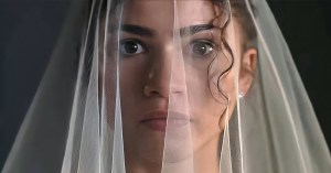 <em>The Drama </em>First Reviews: Audiences Will Say ‘I Do’ to This Unexpected Dramedy