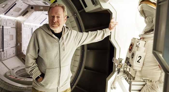 Director Ridley Scott on the set of The Martian (2015)